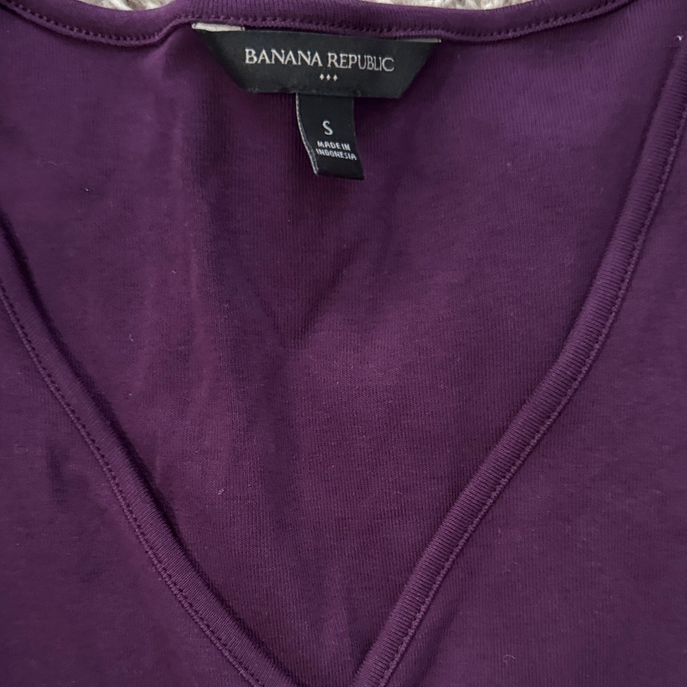 Banana Republic Deep Purple Long Sleeve Top - Picture 2 of 3